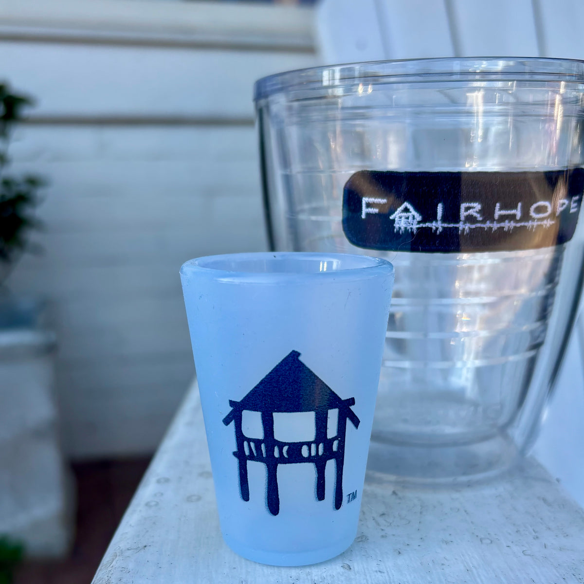 Sili shot glass (1.5 oz)